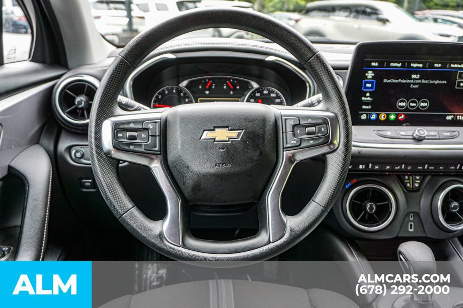 Used 2025 Chevrolet Blazer LT FWD image 27