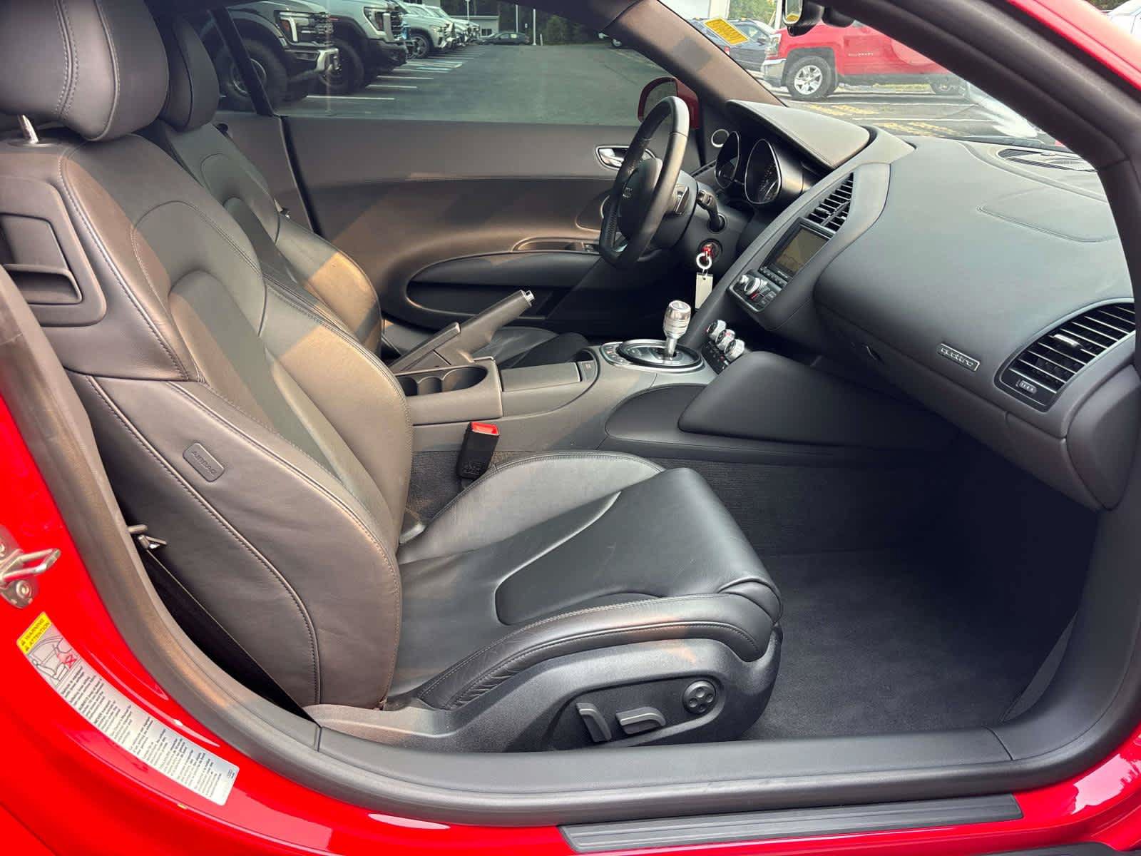 Used 2012 Audi R8 V10 AWD/4WD image 13