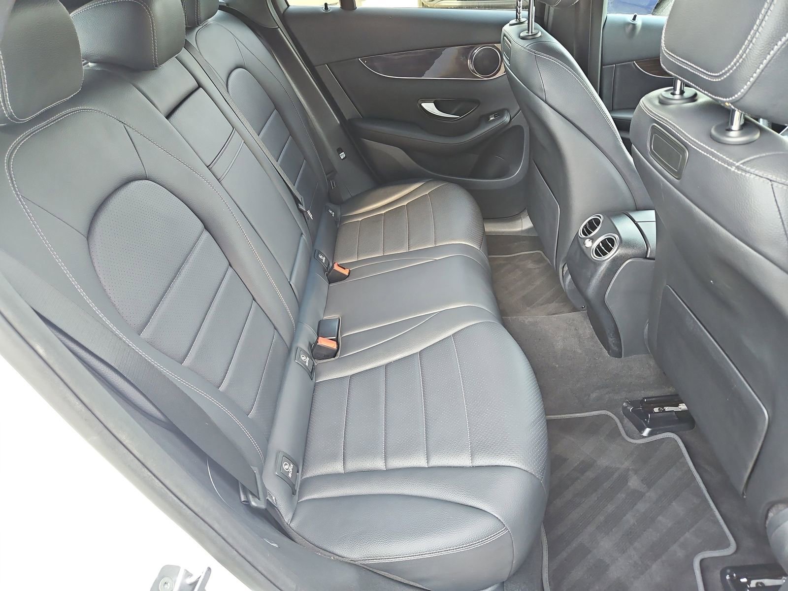 Used 2018 Mercedes-Benz GLC 300 GLC 300 image 20