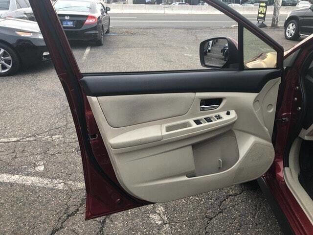 Used 2013 Subaru Crosstrek 2.0i Premium image 6