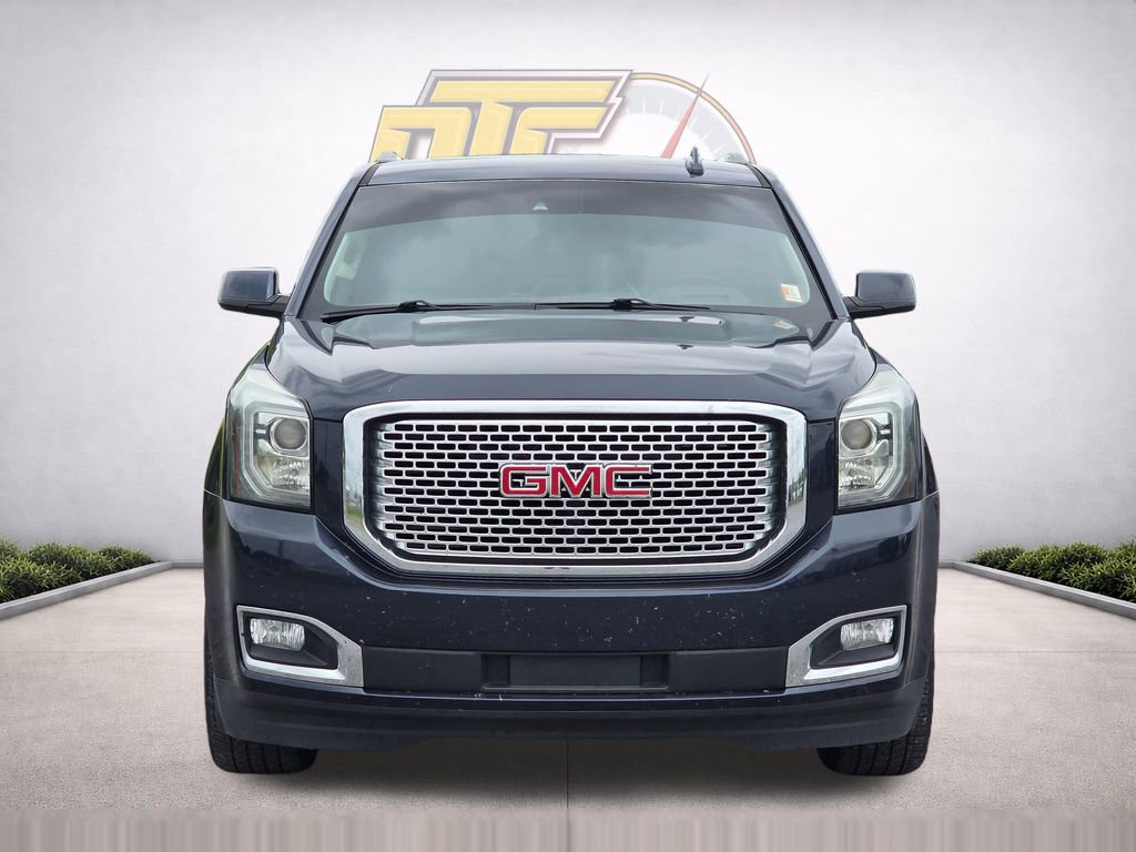 Used 2017 GMC Yukon Denali w/ Open Road Package AWD/4WD image 3