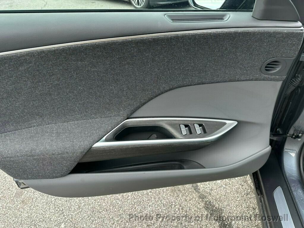 Used 2024 Lucid Air Pure image 11