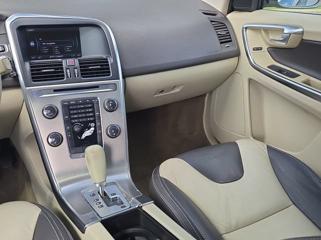 Used 2012 Volvo XC60 T6 R-Design AWD/4WD image 26