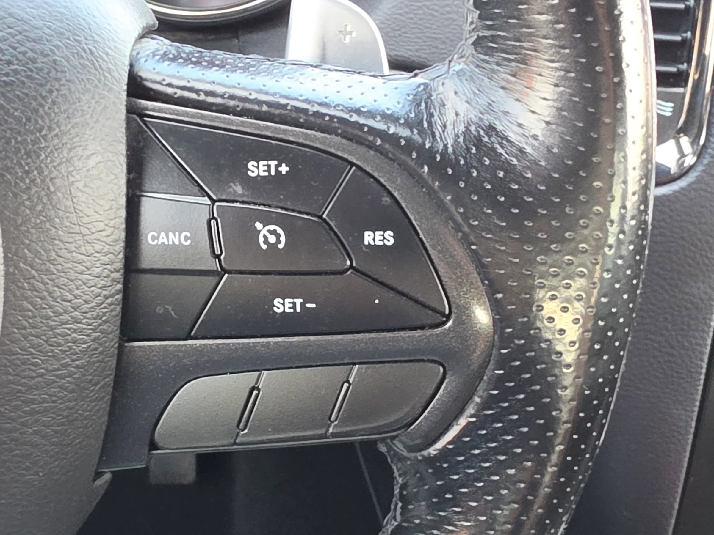 Used 2020 Dodge Durango GT image 23