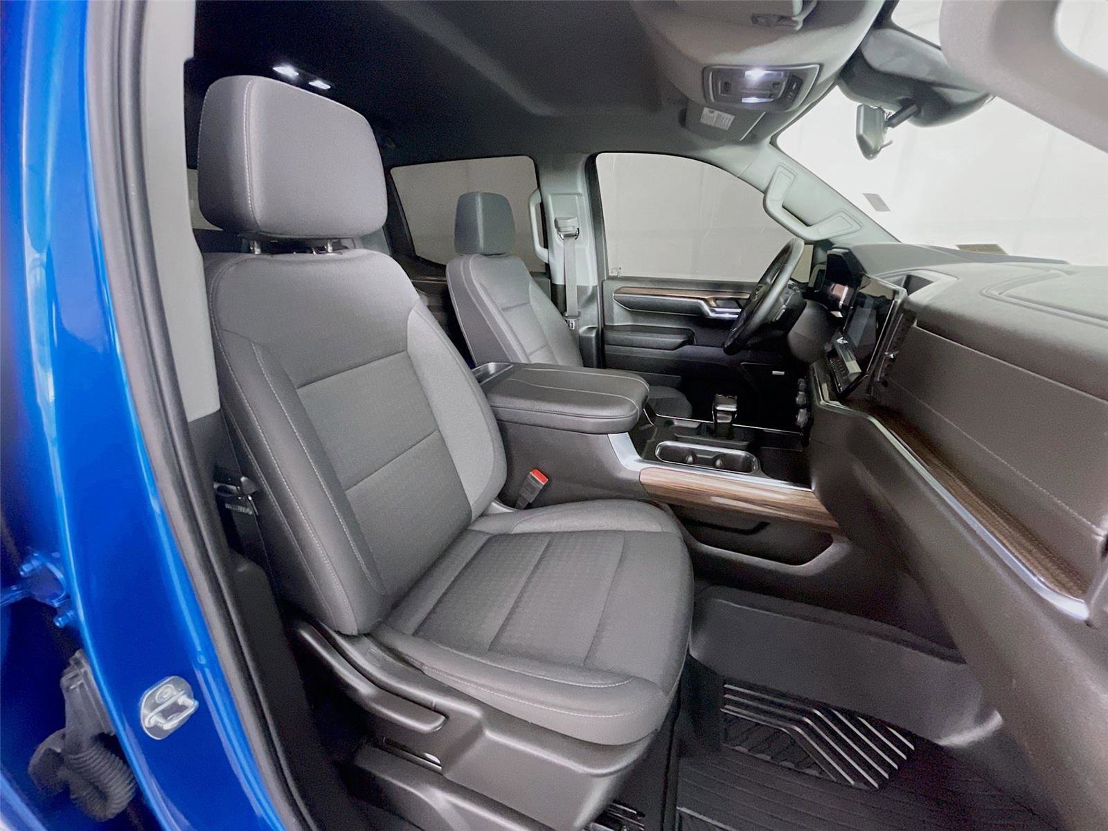 Used 2023 Chevrolet Silverado 1500 RST w/ All Star Edition Plus image 31