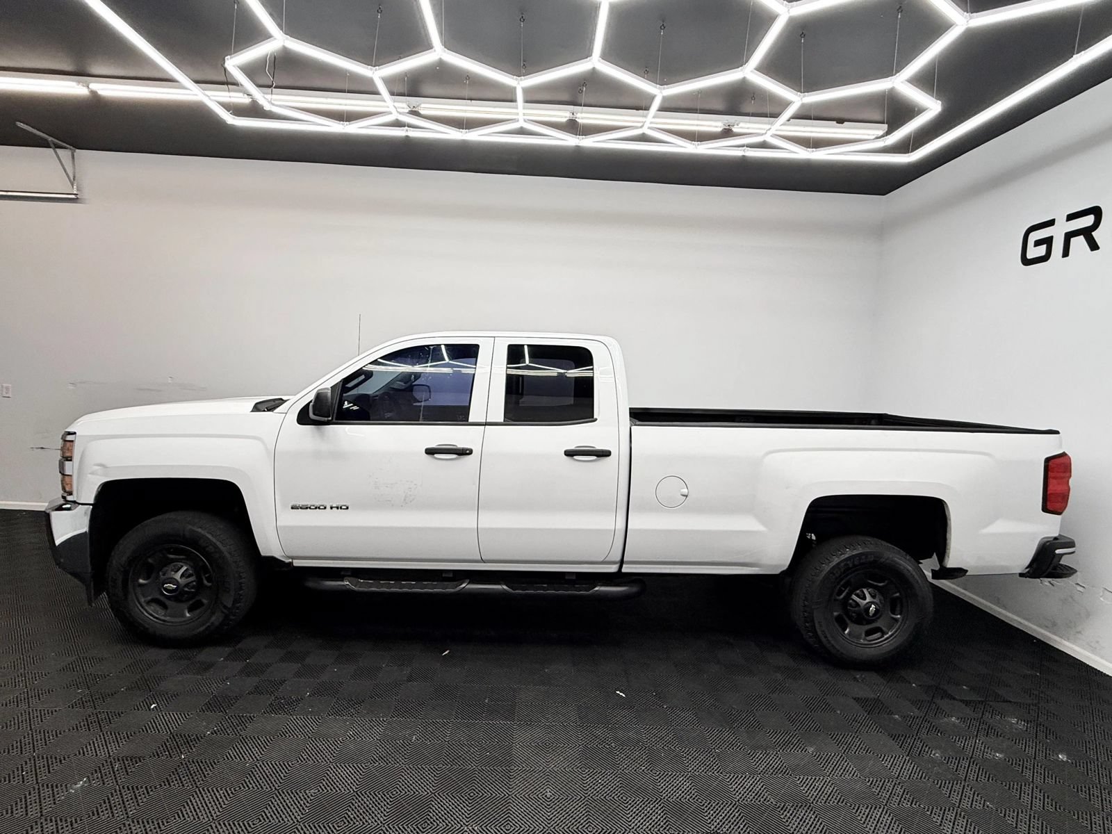 Used 2015 Chevrolet Silverado 2500 W/T RWD image 4