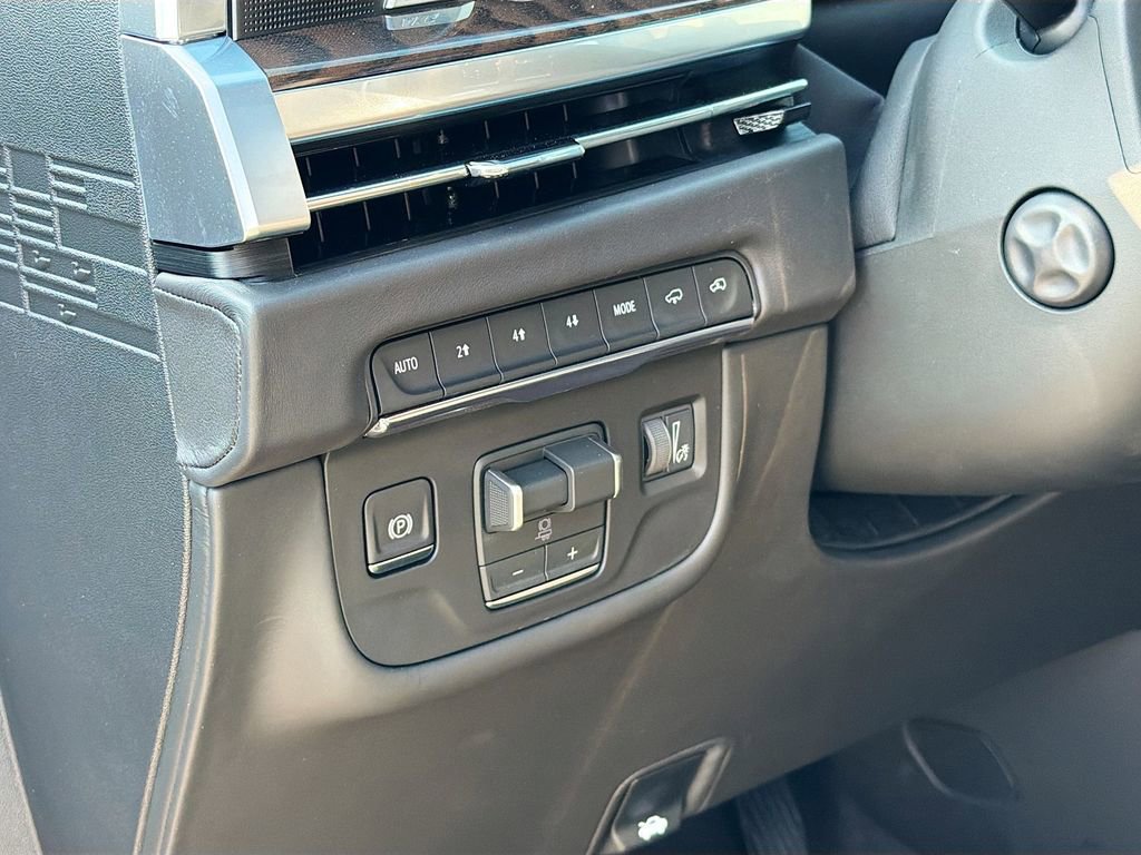 New 2026 Cadillac Escalade ESV Platinum Sport AWD/4WD image 10