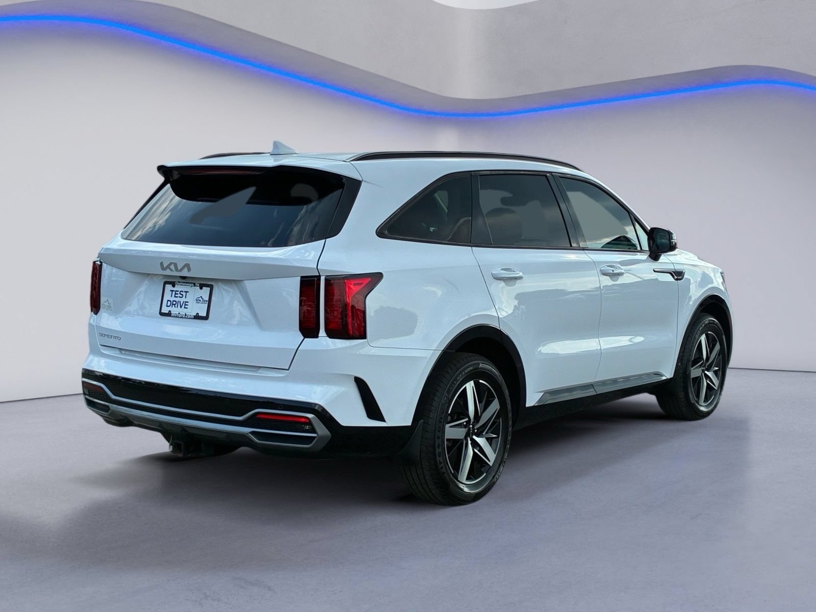 Used 2023 Kia Sorento S FWD image 3