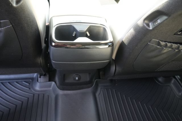 Used 2025 Kia Telluride S FWD image 19
