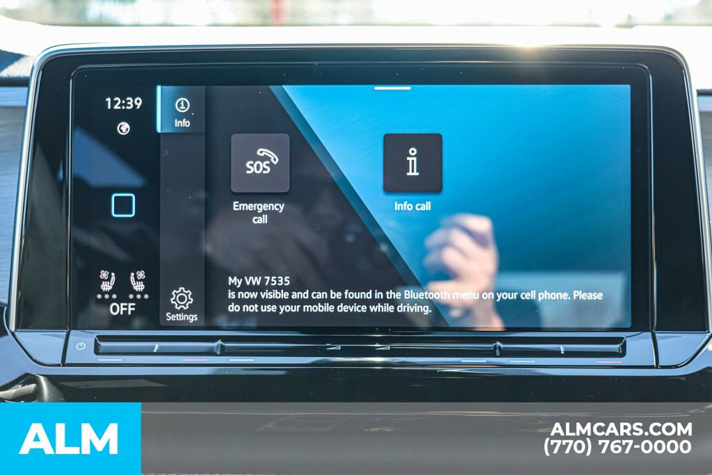 Used 2025 Volkswagen Atlas Cross Sport SE image 39