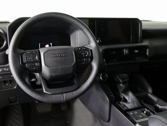 Used 2025 Toyota Land Cruiser image 11