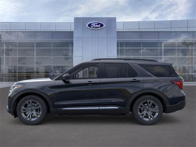 New 2025 Ford Explorer Active image 3