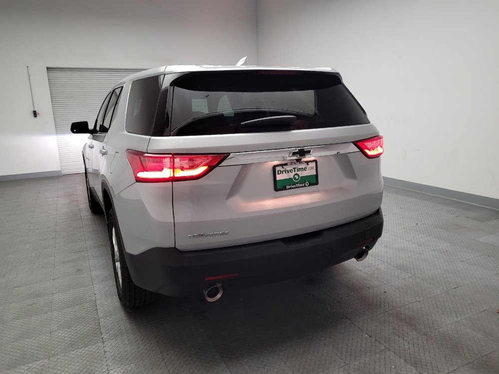 Used 2021 Chevrolet Traverse LS image 6