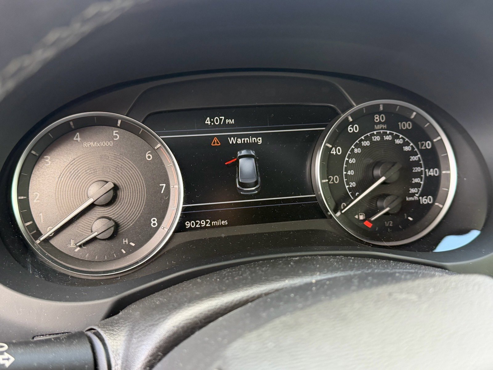 Used 2021 INFINITI QX50 Luxe w/ Appearance Package image 8