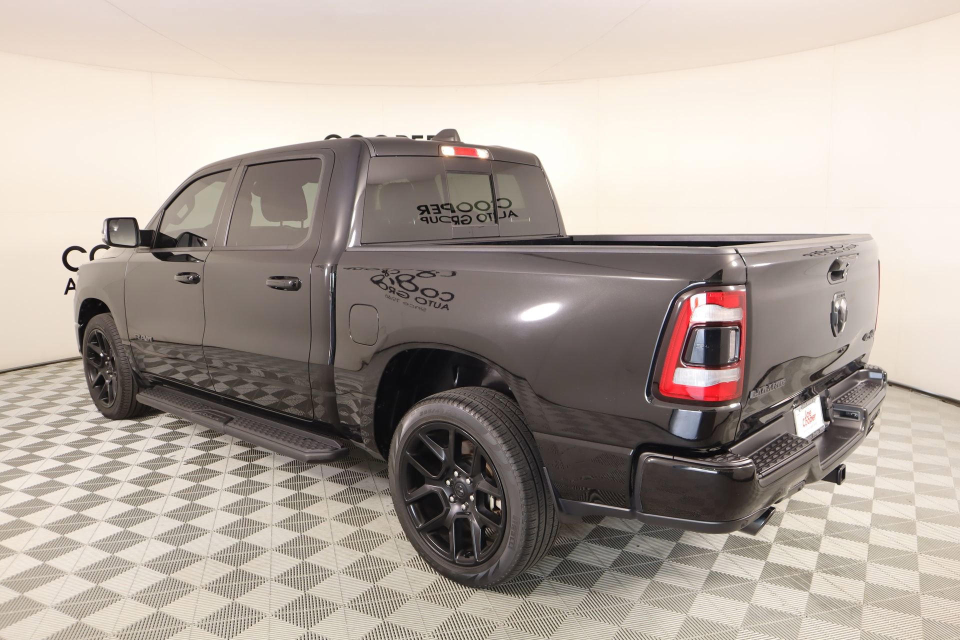 Used 2023 RAM 1500 Laramie image 24