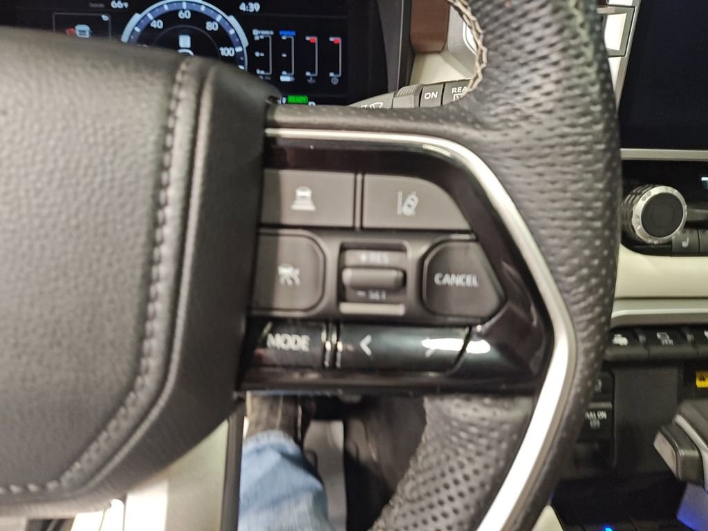 Used 2024 Toyota Sequoia Capstone AWD/4WD image 25