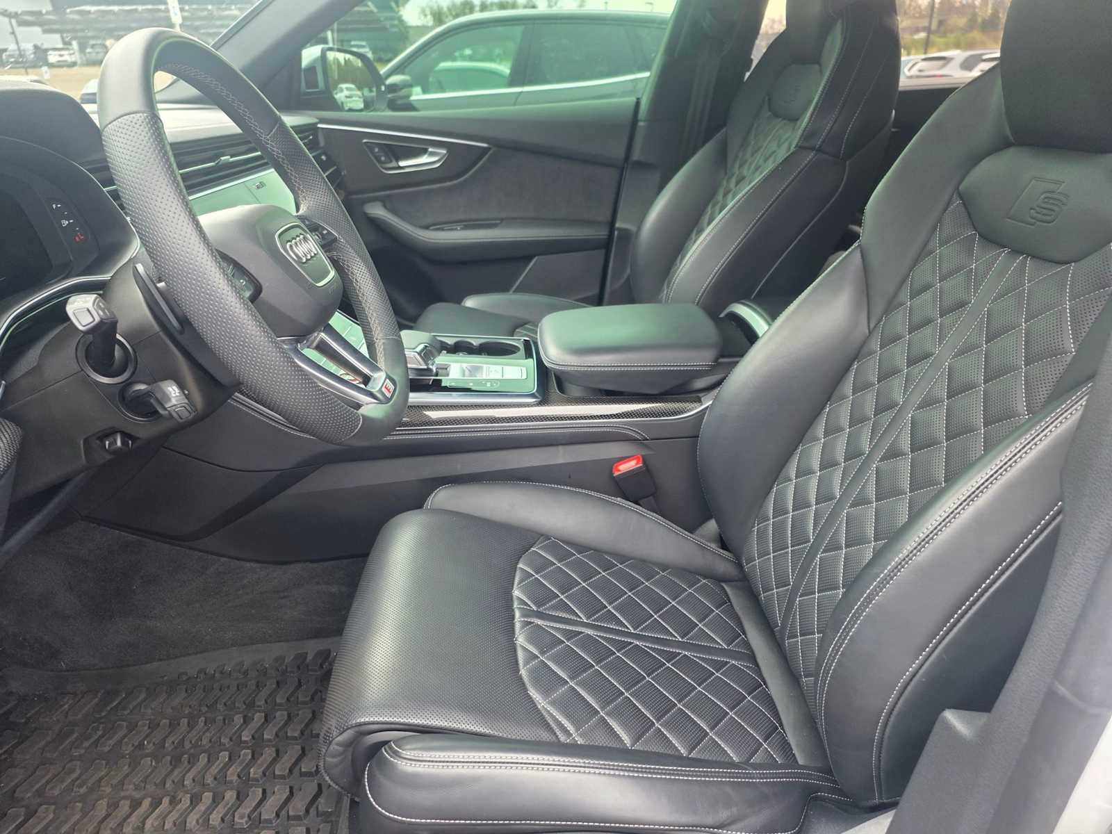 Used 2023 Audi SQ8 Premium Plus w/ Executive Package AWD/4WD image 14