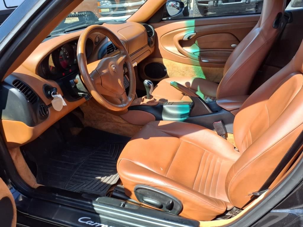 Used 2004 Porsche 911 Carrera 4S image 10