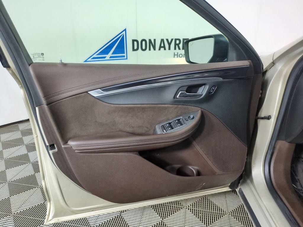 Used 2014 Chevrolet Impala LT w/ Premium Seating Package FWD image 10