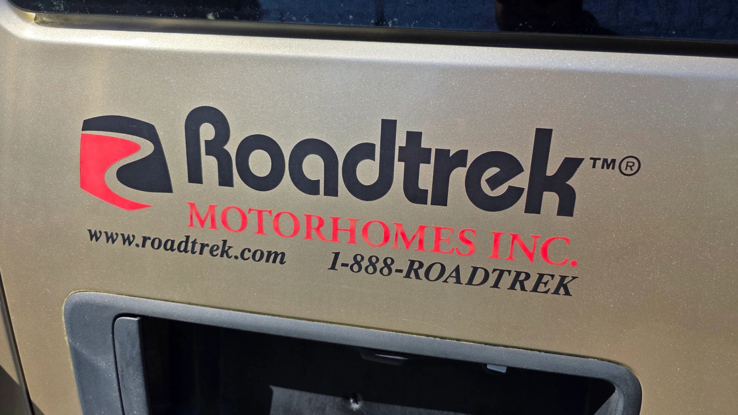 Used 2012 Chevrolet Express 2500 w/ Power Package image 8