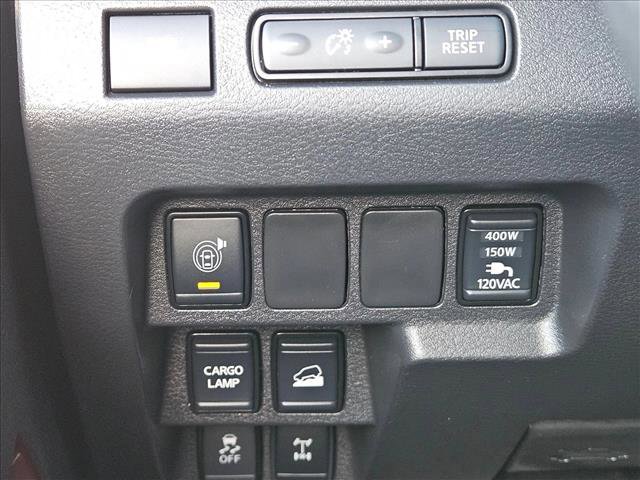 Used 2023 Nissan Frontier PRO-4X w/ Pro-4X Premium Package AWD/4WD image 17