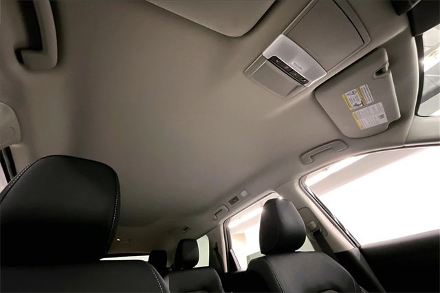 New 2025 Nissan Pathfinder S image 35