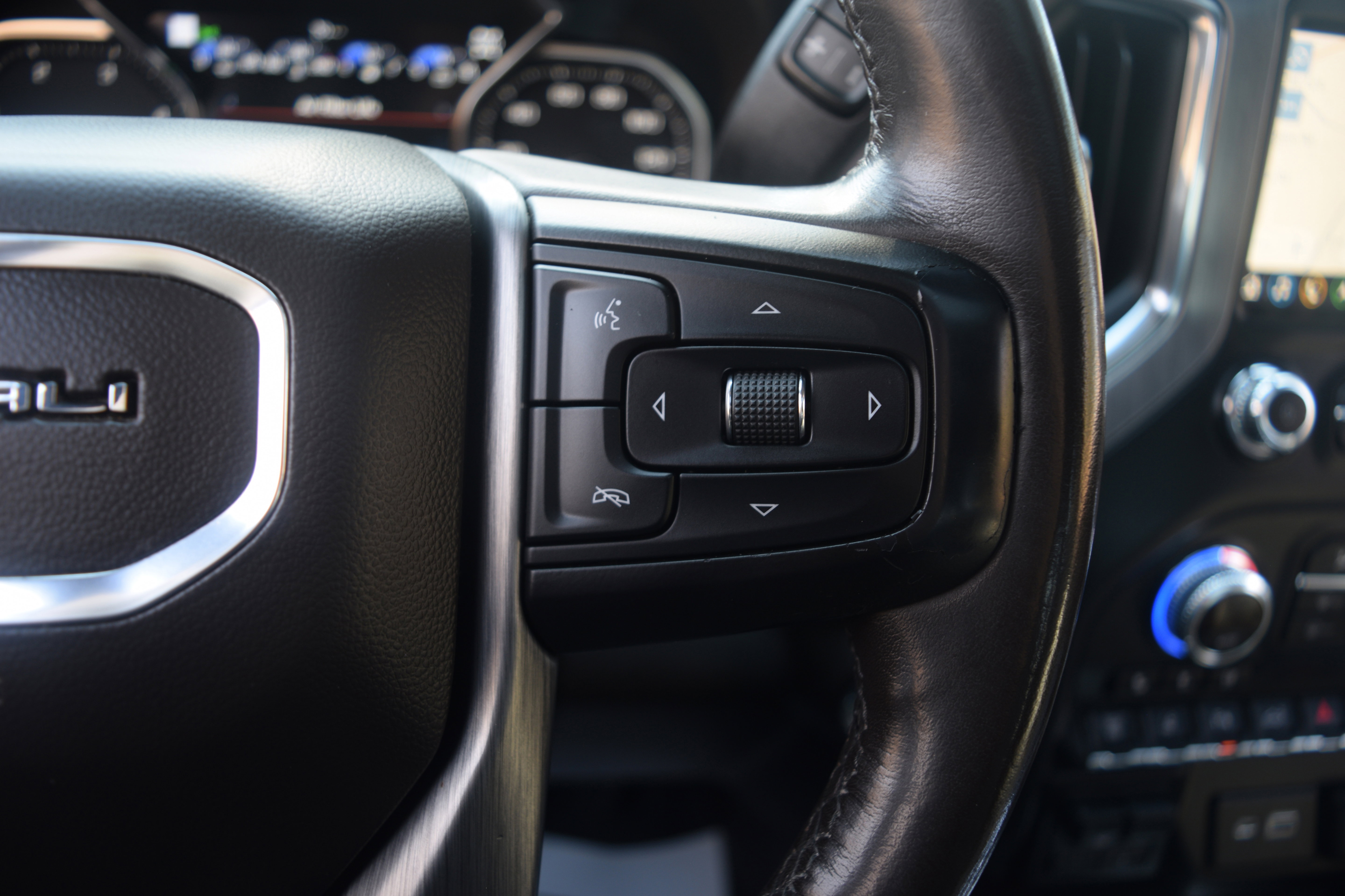 Used 2020 GMC Sierra 3500 Denali w/ Denali Ultimate Package image 5