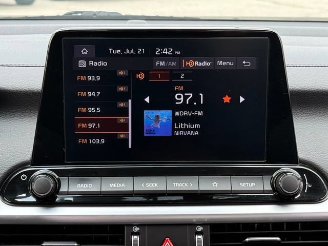Used 2024 Kia Forte LXS w/ LXS Technology Package FWD image 16