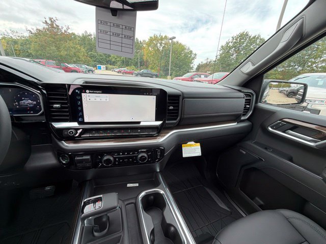 New 2026 Chevrolet Silverado 1500 RST w/ RST All Star Premium Package AWD/4WD image 27
