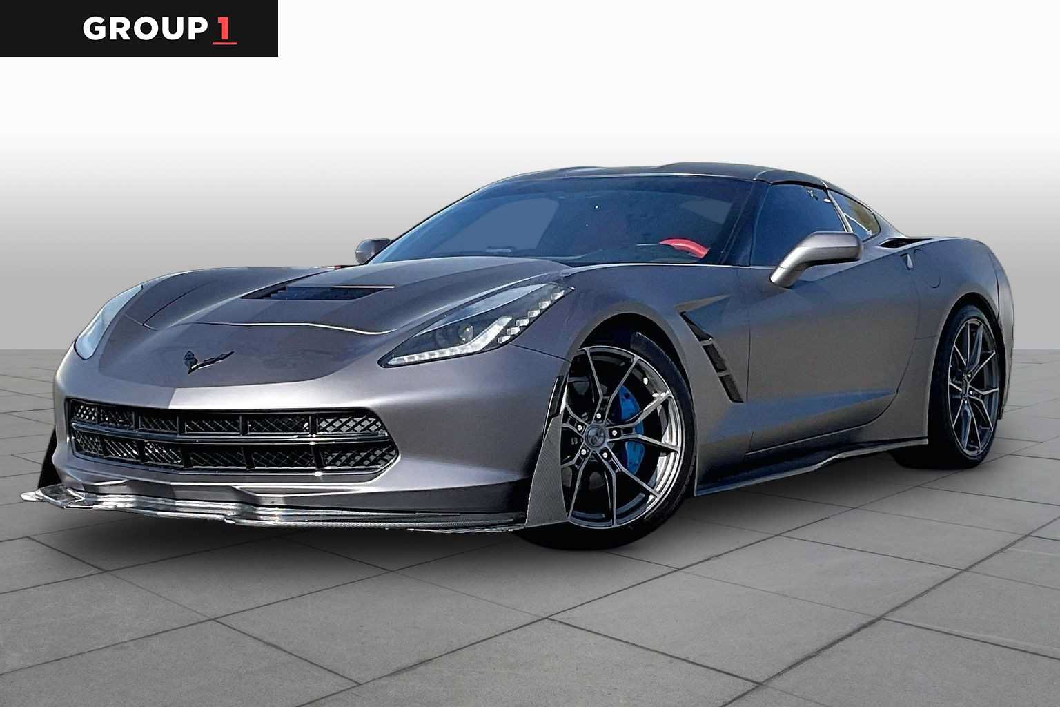 Used 2019 Chevrolet Corvette Stingray Coupe w/ 1LT RWD image 1