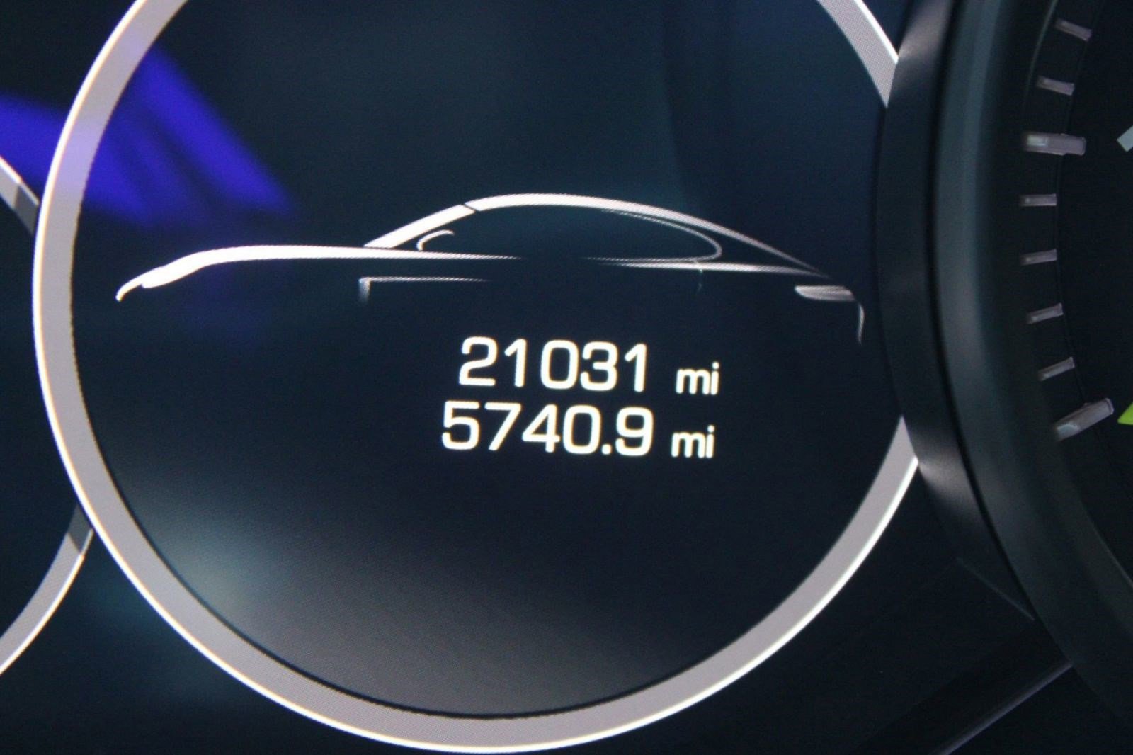 Used 2019 Porsche Panamera 4 image 24