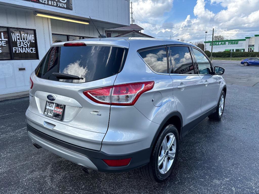 Used 2016 Ford Escape SE AWD/4WD image 9