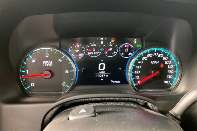 Used 2017 Chevrolet Tahoe Premier AWD/4WD image 12