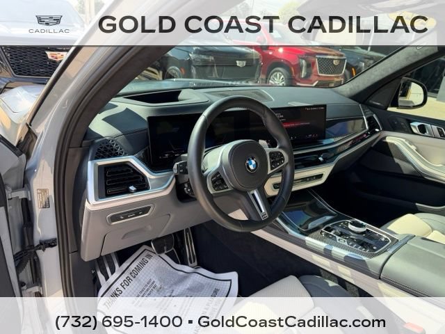 Used 2025 BMW X7 M60i AWD/4WD image 21