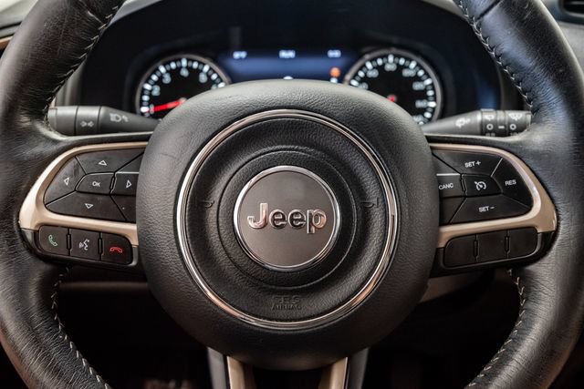 Used 2016 Jeep Renegade Limited FWD image 13
