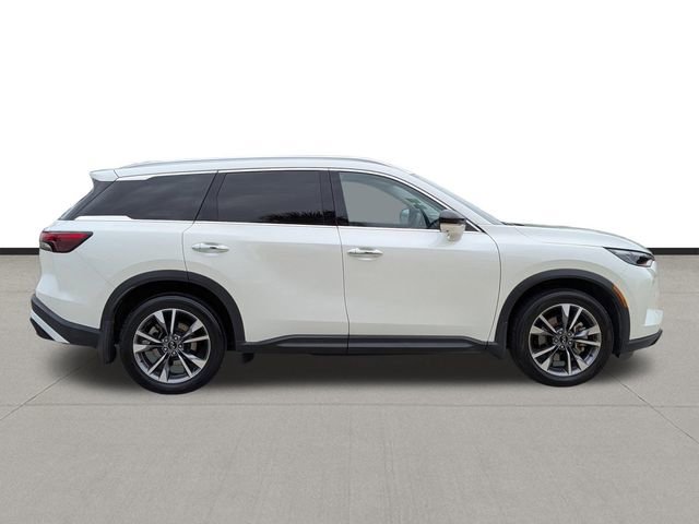 Used 2024 INFINITI QX60 Luxe w/ Vision Package AWD/4WD image 4