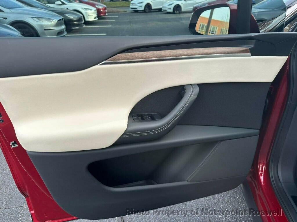 Used 2024 Tesla Model X AWD image 27