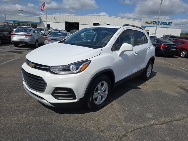 Certified 2020 Chevrolet Trax LT w/ LT Convenience Package FWD image 4