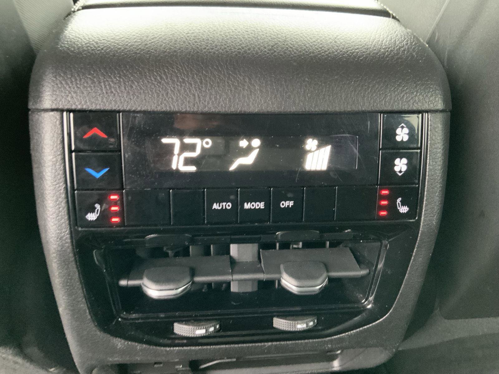 Used 2023 Jeep Grand Cherokee L Limited image 57