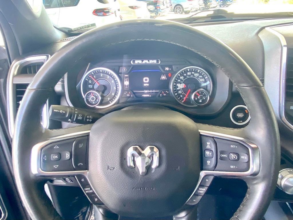 Used 2025 RAM 1500 Laramie AWD/4WD image 18