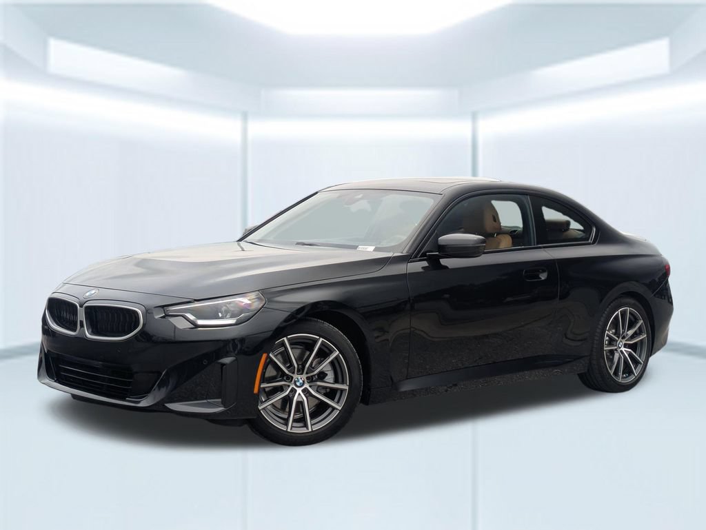 Used 2025 BMW 230i Coupe w/ Convenience Package RWD image 1