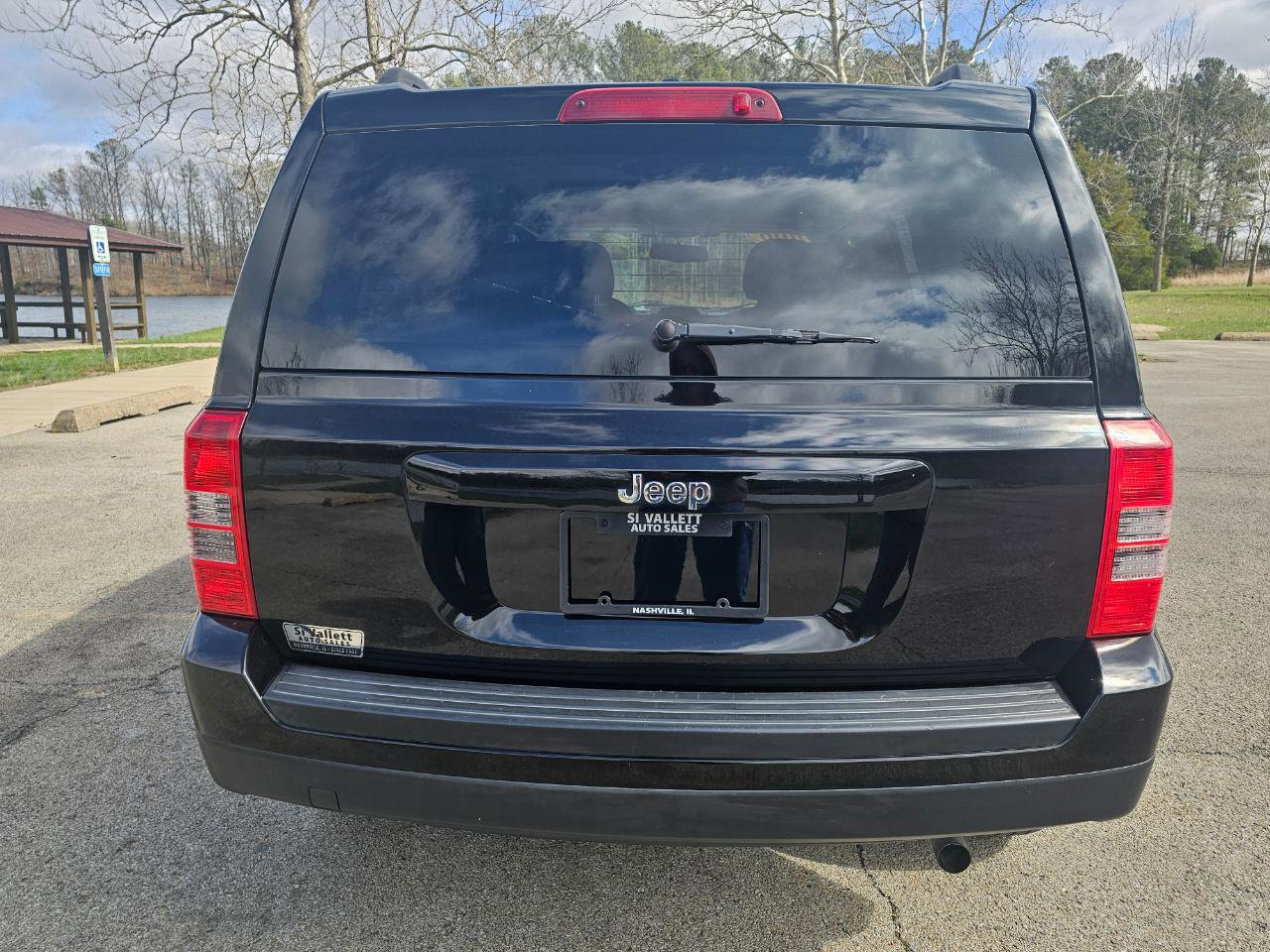 Used 2016 Jeep Patriot Sport w/ Power Value Group FWD image 7