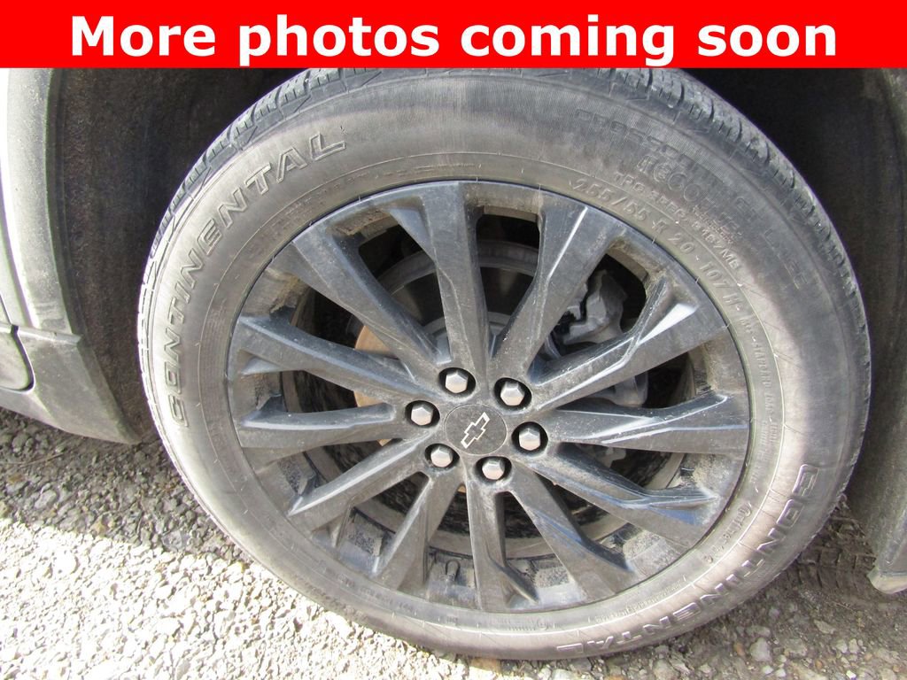 Used 2023 Chevrolet Traverse RS w/ LPO, Floor Liner Package AWD/4WD image 9