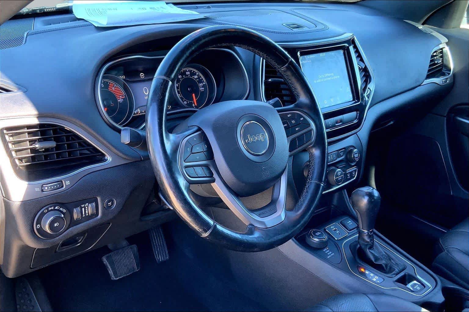 Used 2020 Jeep Cherokee High Altitude AWD/4WD image 16