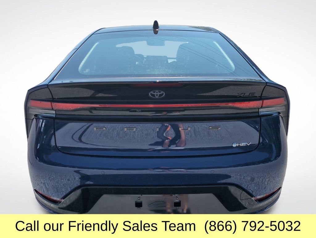 New 2027 Toyota Prius XLE FWD image 4