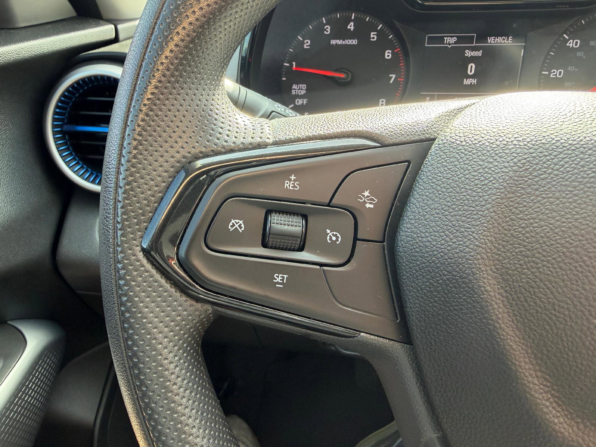 Used 2024 Chevrolet Trax LS w/ LS Convenience Package FWD image 12