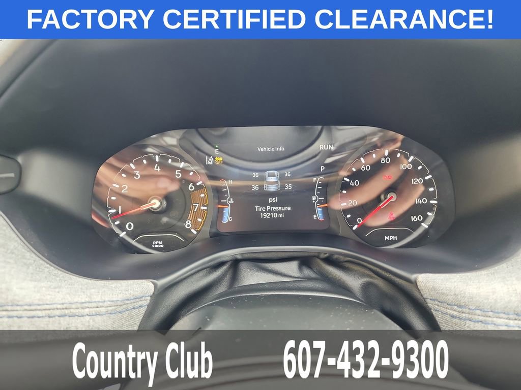 Used 2024 Jeep Compass Latitude w/ Convenience Group AWD/4WD image 21