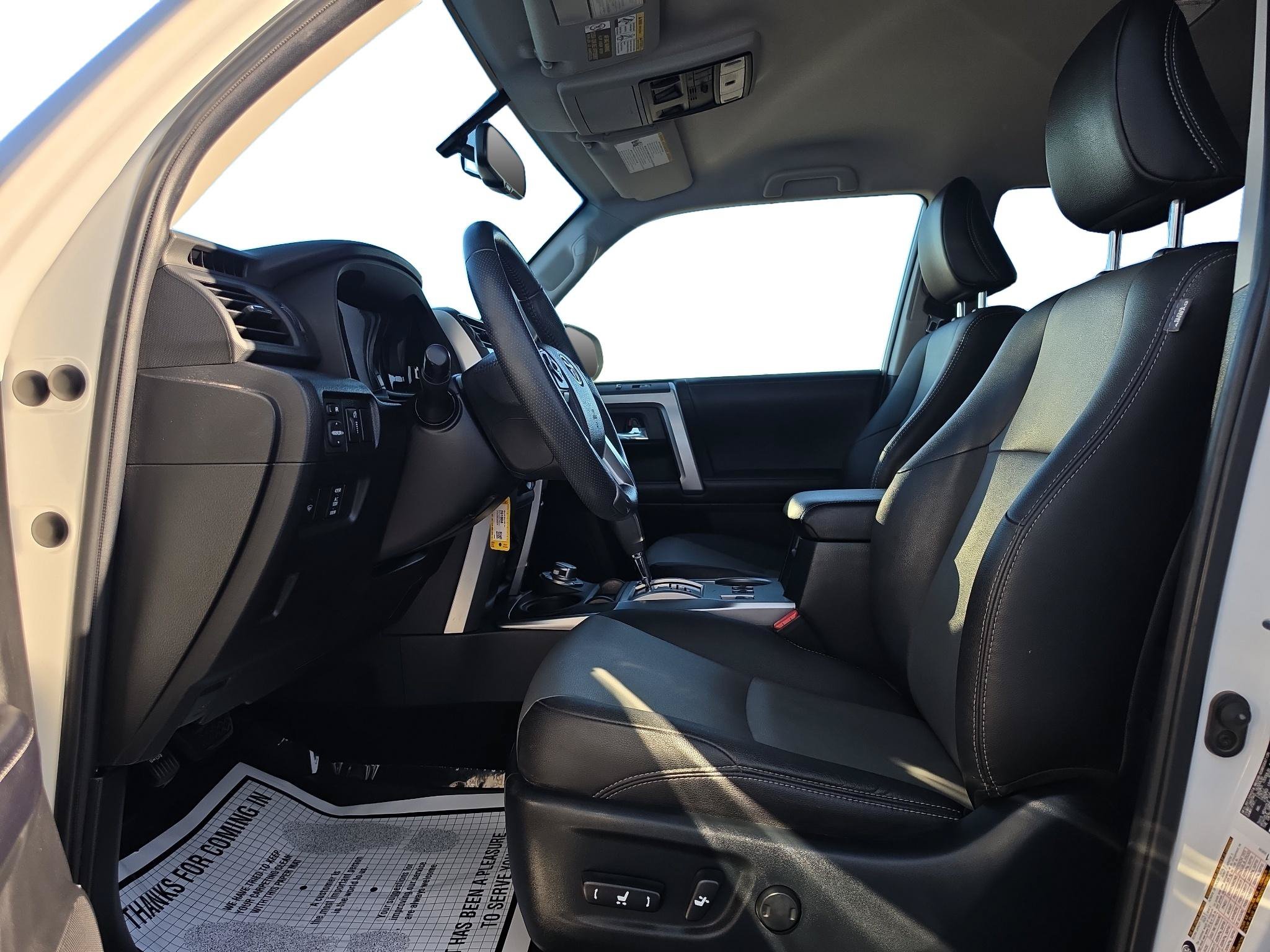 Used 2018 Toyota 4Runner SR5 Premium AWD/4WD image 5