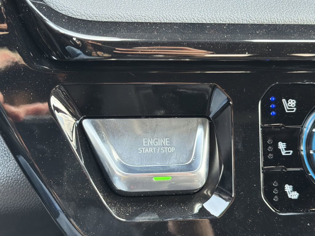 New 2026 GMC Sierra 1500 AT4 w/ Technology Package image 8