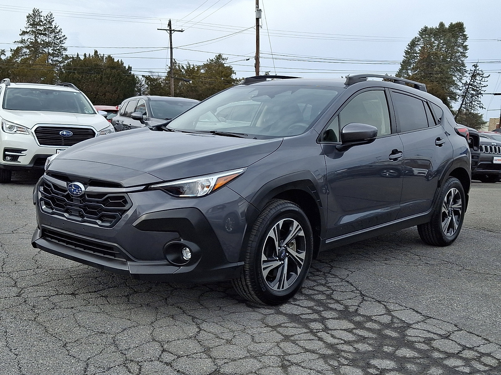 Used 2024 Subaru Crosstrek 2.0i Premium image 3